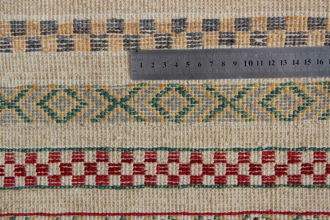 Soumak lines