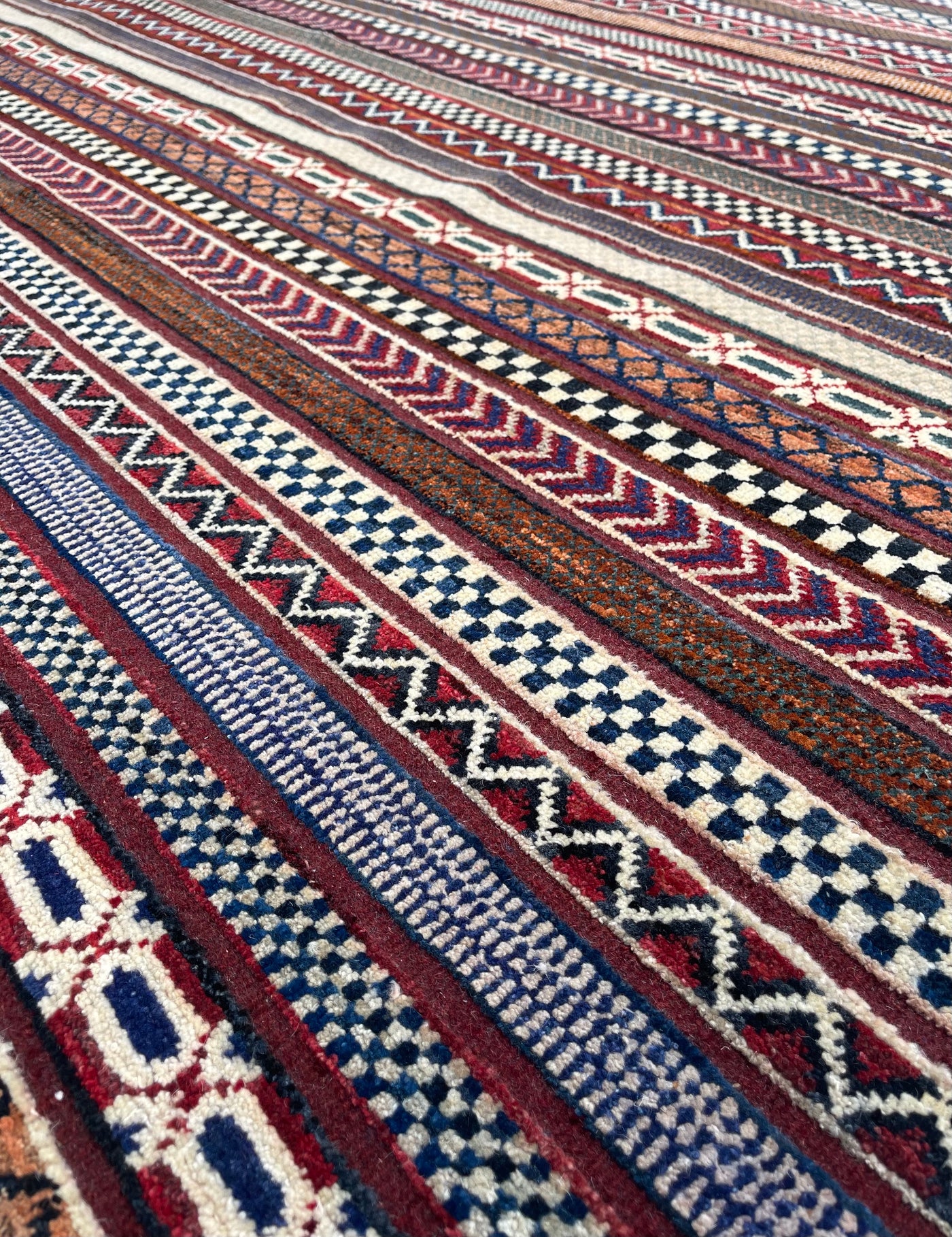 Soumak lines