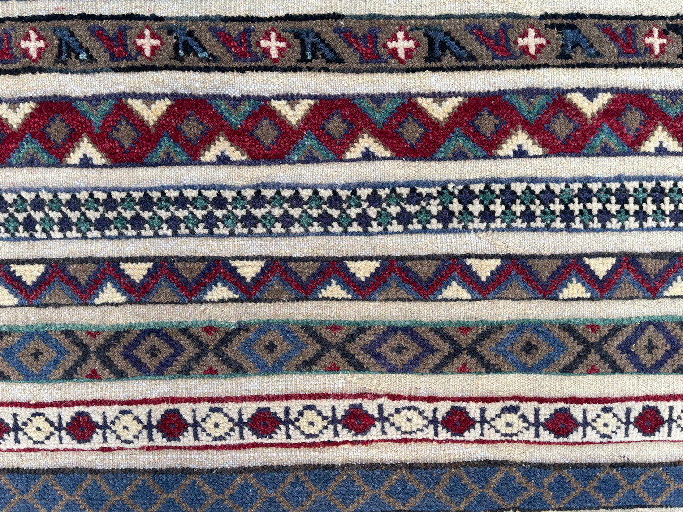 Soumak lines