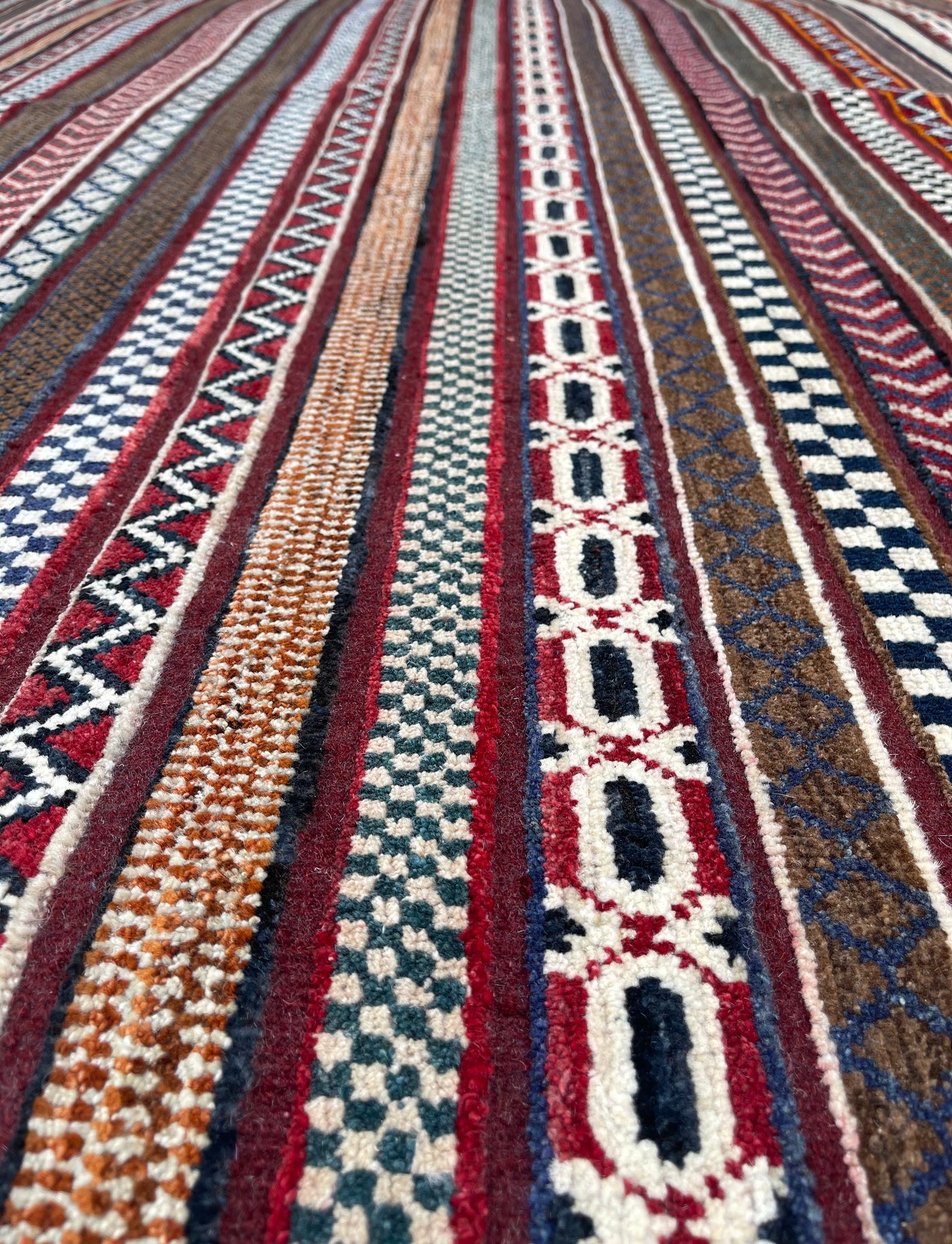 Soumak lines