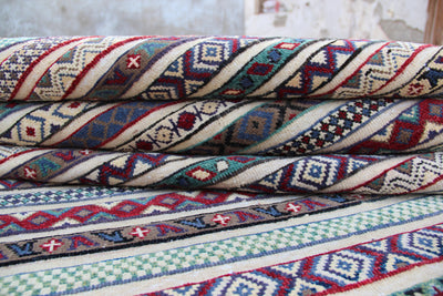Soumak lines